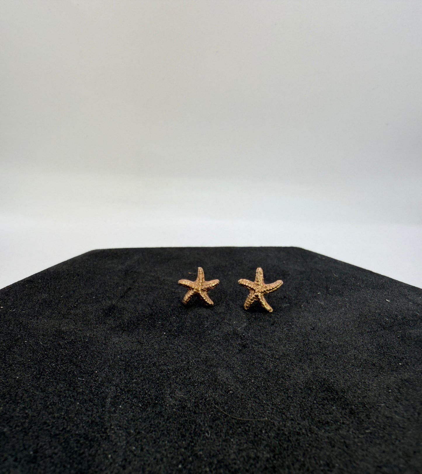 Sunny Bronze Starfish Earrings