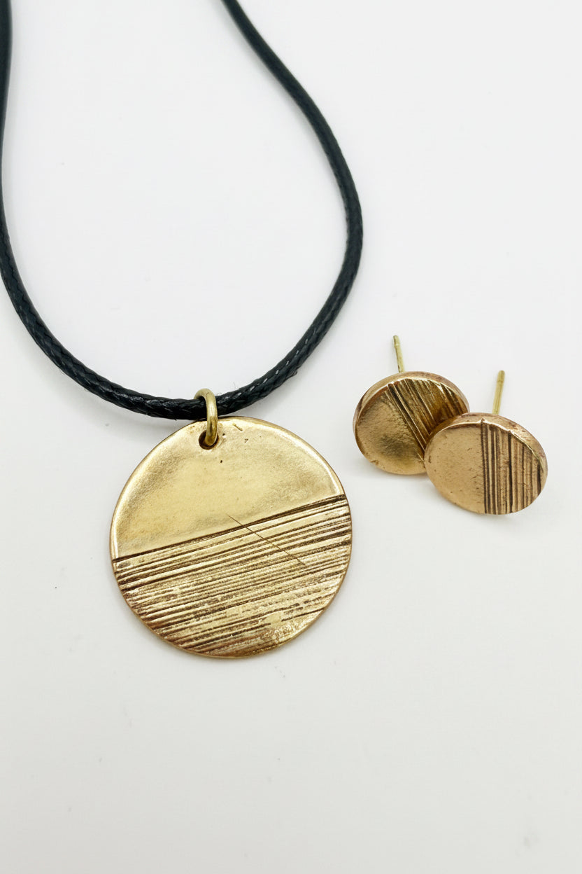 Sunny Bronze Textured Circle Necklace and Earring Gift Set