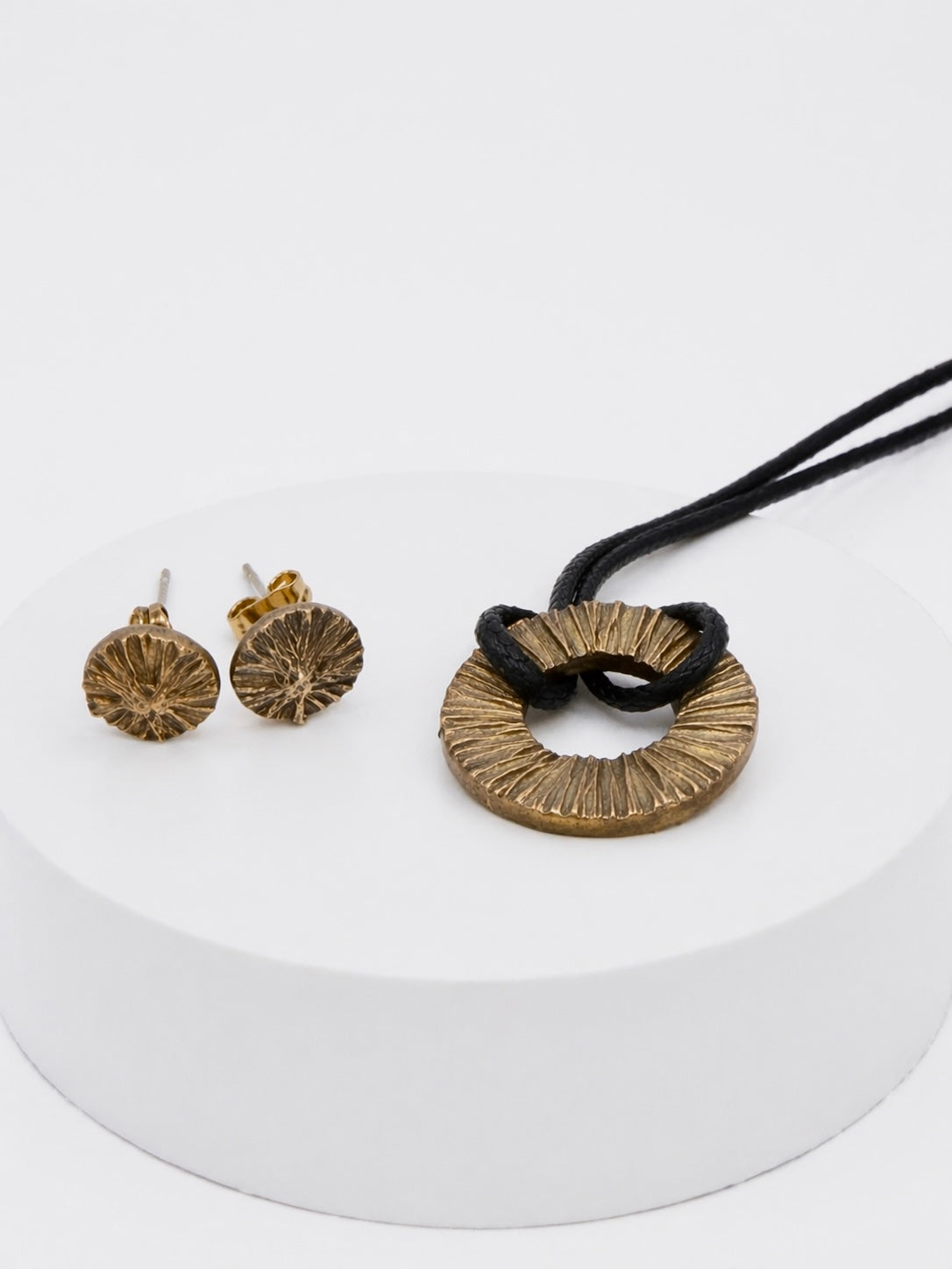 Sunny Bronze Necklace and Earring Gift Set