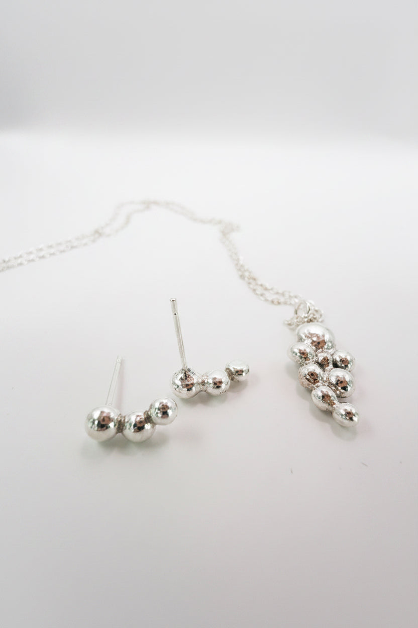 Silver Pebbles Necklace