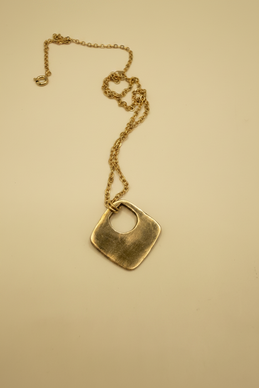 Sunny Bronze Necklace