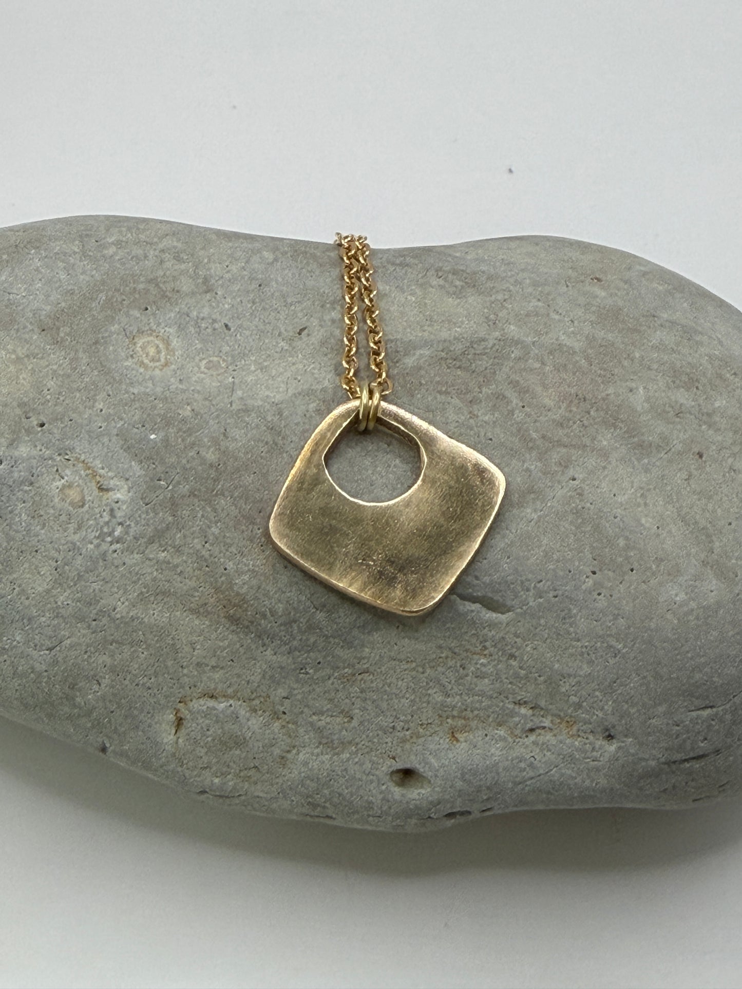 Sunny Bronze Necklace